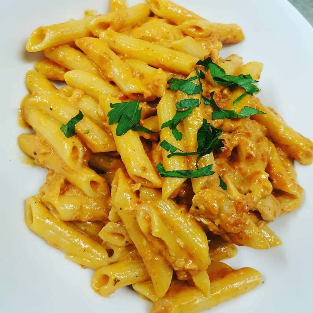 Penne with Smoked Salmone Cream & Tomatoes